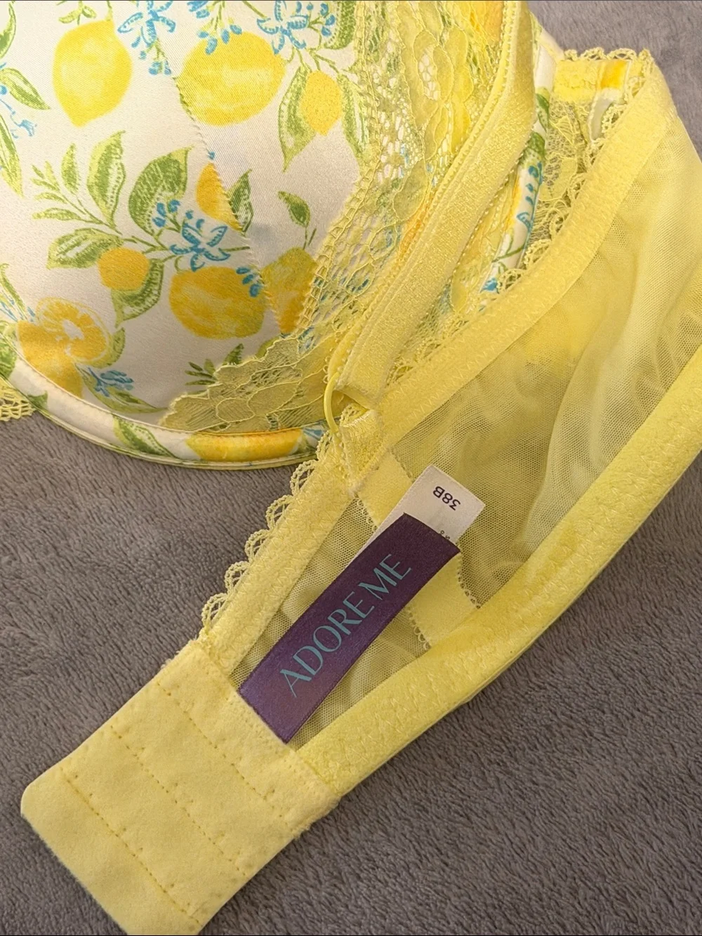 Adore Me Yellow Lemon Print Lace Push-Up Bra